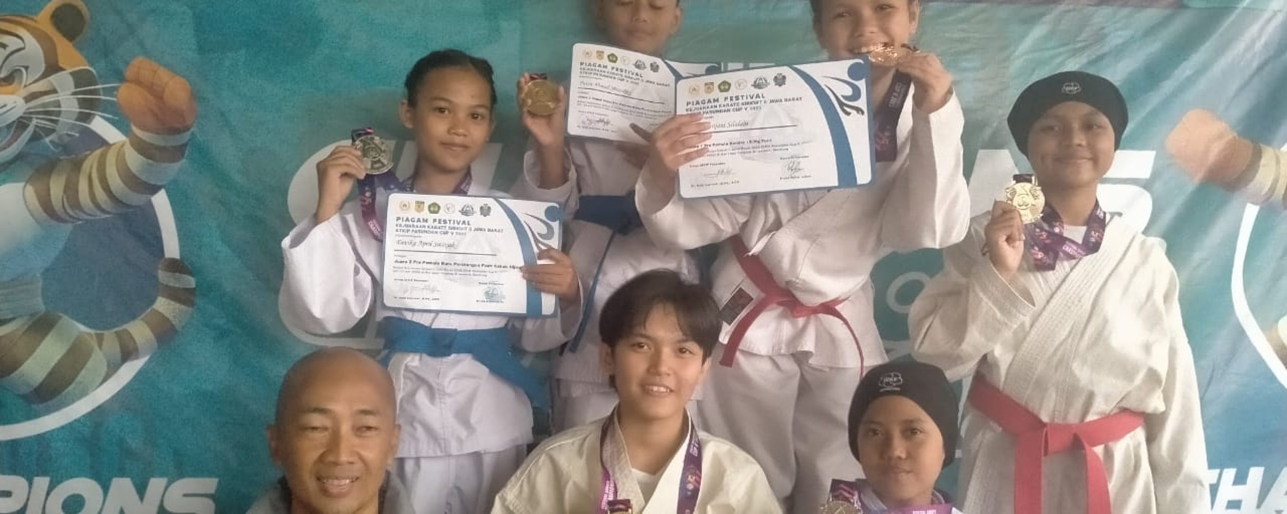 SDN 198 Mekarjaya Berhasil Menyabet Medali Dalam Kejuaraan Karate STKIP Pasundan CUP V Sirkuit Jawa Barat