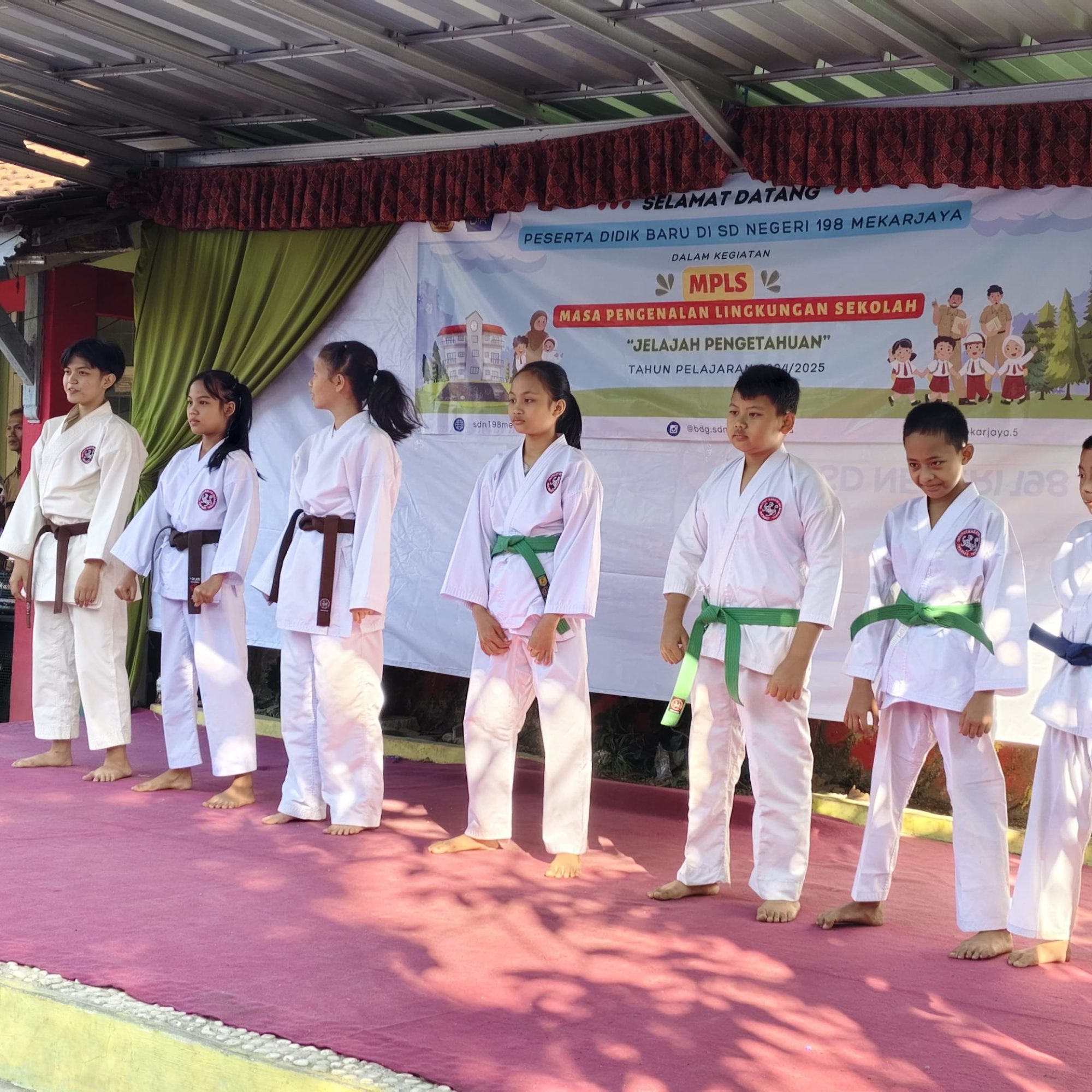 KARATE SD NEGERI 198 MEKARJAYA