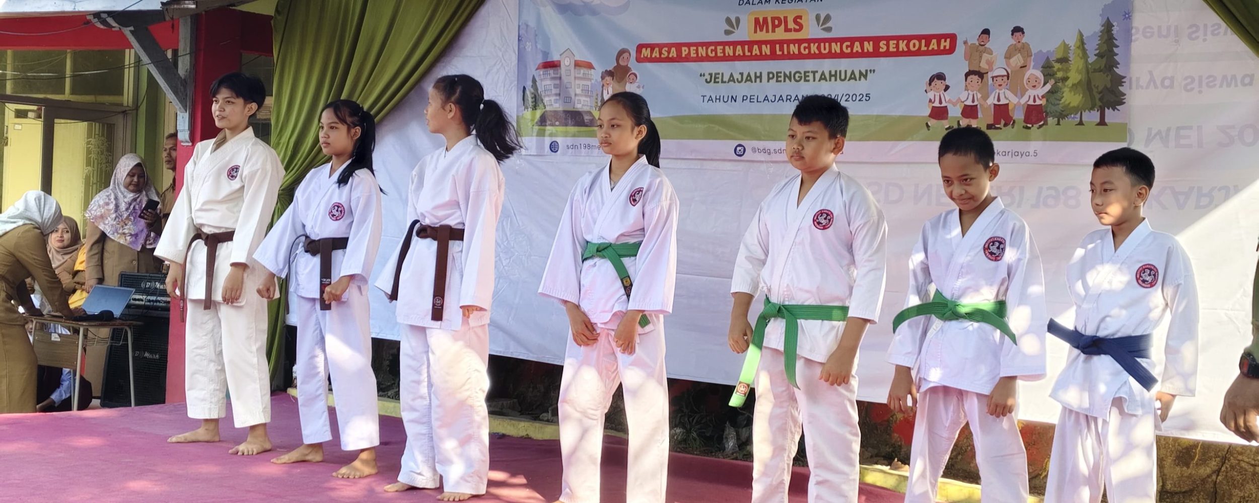 KARATE SD NEGERI 198 MEKARJAYA