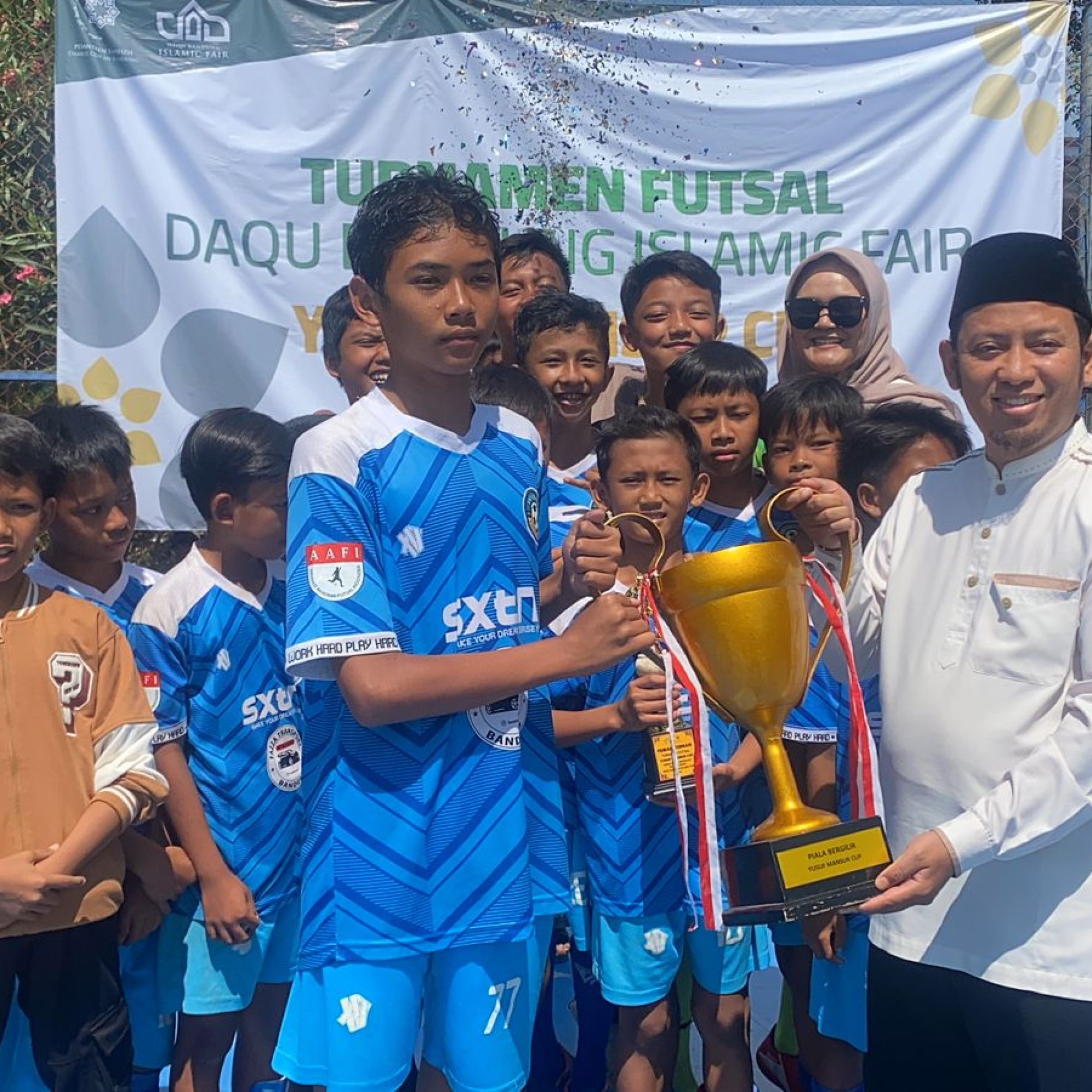 Juara! SD Negeri 198 Mekarjaya Raih Juara Pertama di Turnamen Futsal Yusuf Mansyur Cup 2023