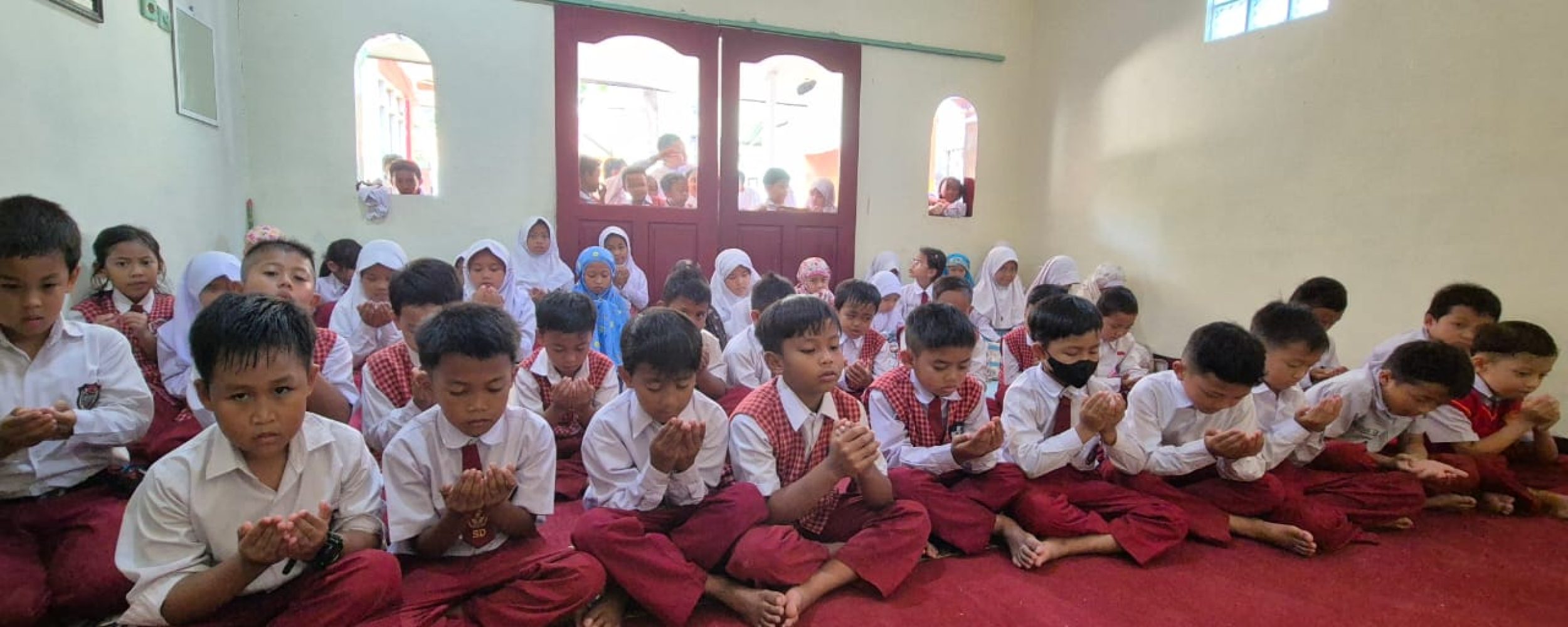 Mushola Al-Ahza SDN 198 Mekarjaya Jadi Pusat Kegiatan Keagamaan Siswa