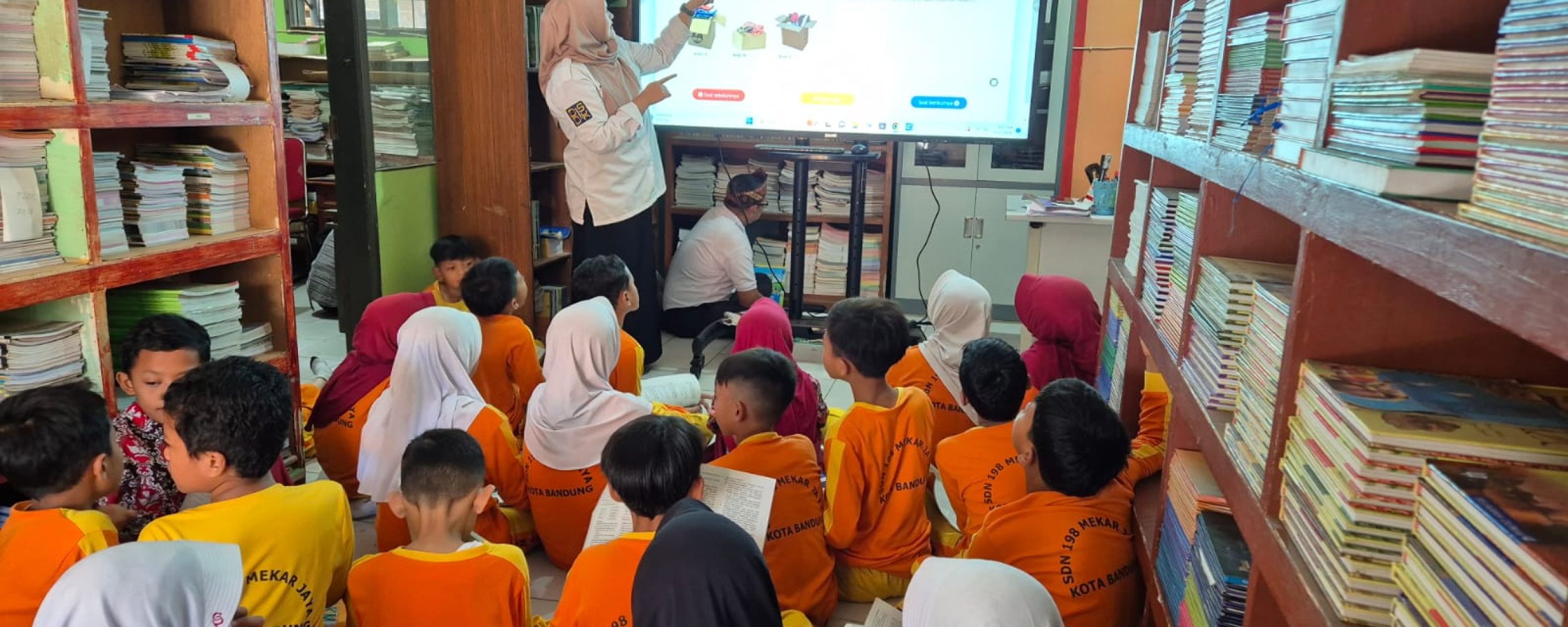 Pemanfaatan Multimedia sebagai Sarana Belajar Pemantapan ANBK di SDN 198 Mekarjaya