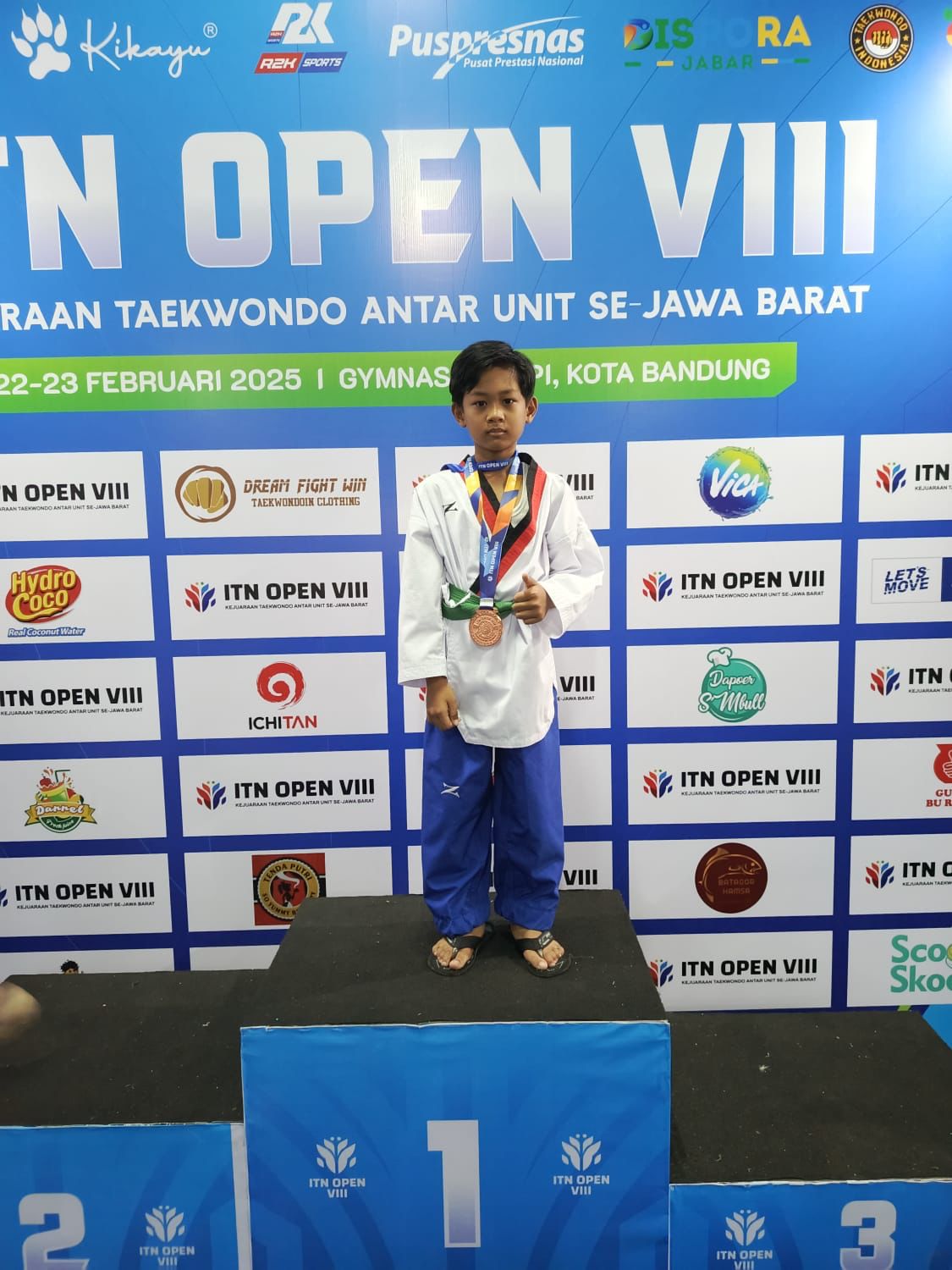 You are currently viewing Siswa SDN 198 Mekarjaya Kota Bandung Raih Prestasi Gemilang di Turnamen Taekwondo ITN Open VIII