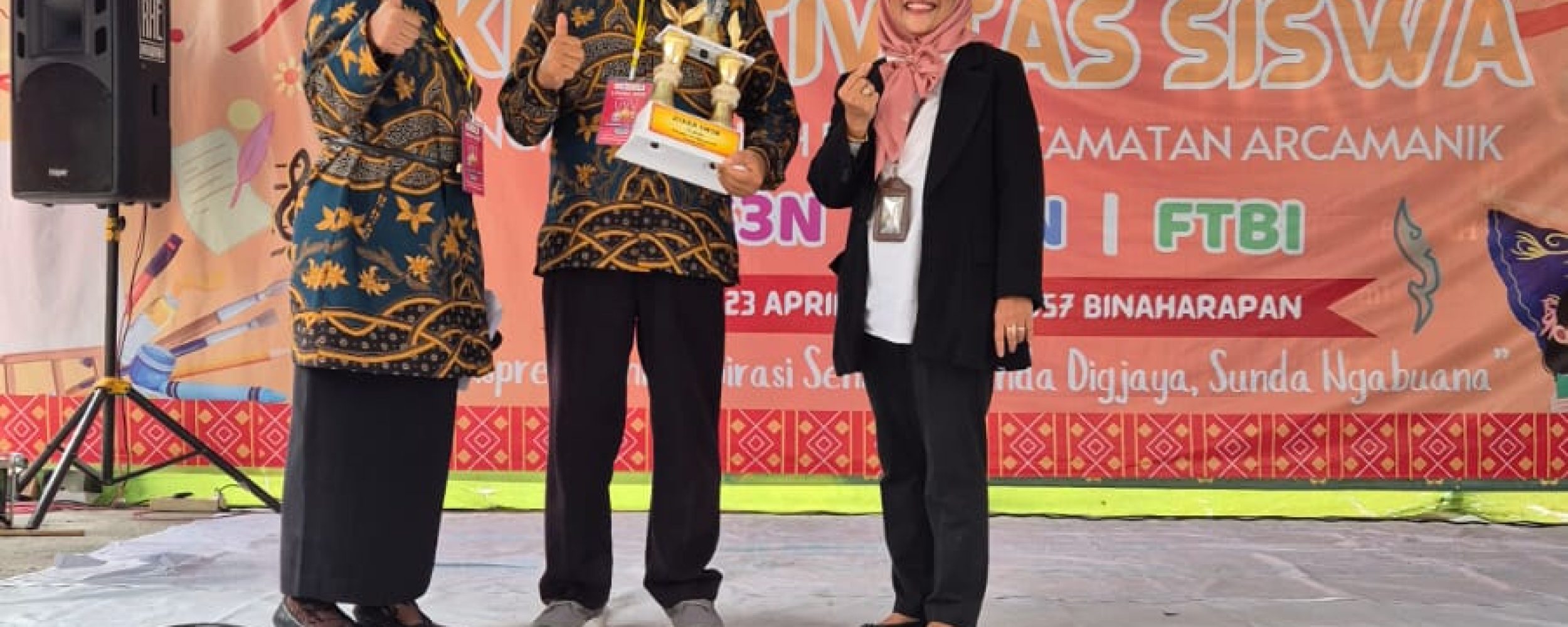 SDN 198 Mekarjaya Sabet Juara Umum FLS2N Tingkat Kecamatan Arcamanik 2025