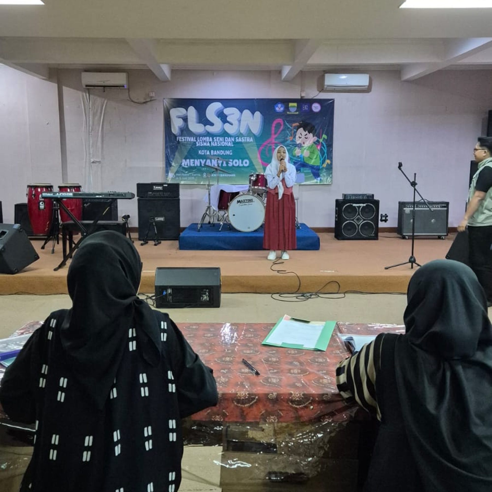 Mekarjaya Dalam Festival dan Lomba Seni Siswa Nasional (FLS2N) tingkat Kota Bandung