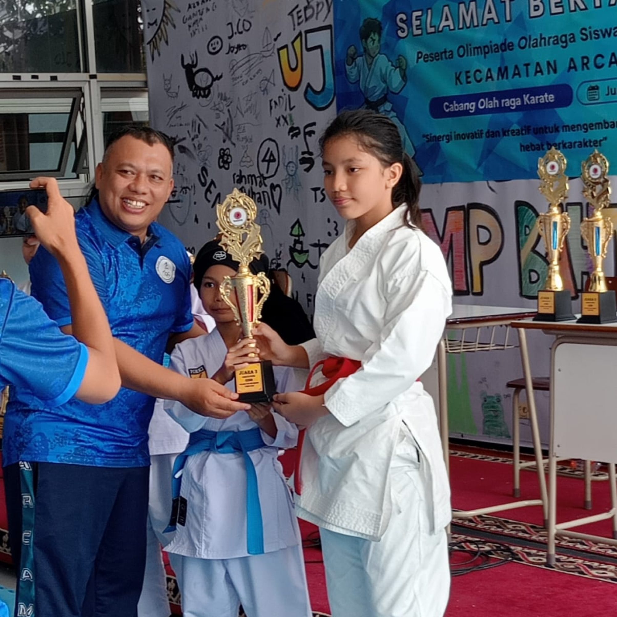 SDN 198 Mekarjaya Raih Prestasi di Kejuaraan Karate Tingkat Kecamatan Arcamanik