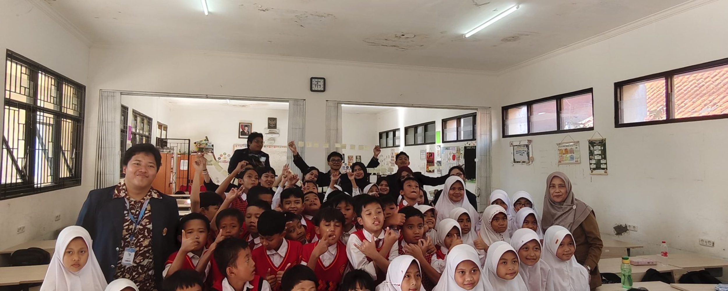 SDN 198 Mekarjaya Selenggarakan “Sosialisasi Gigi dan Perilaku Hidup Sehat” Bersama Universitas Padjajaran dan Puskesmas Rusun Ciskul