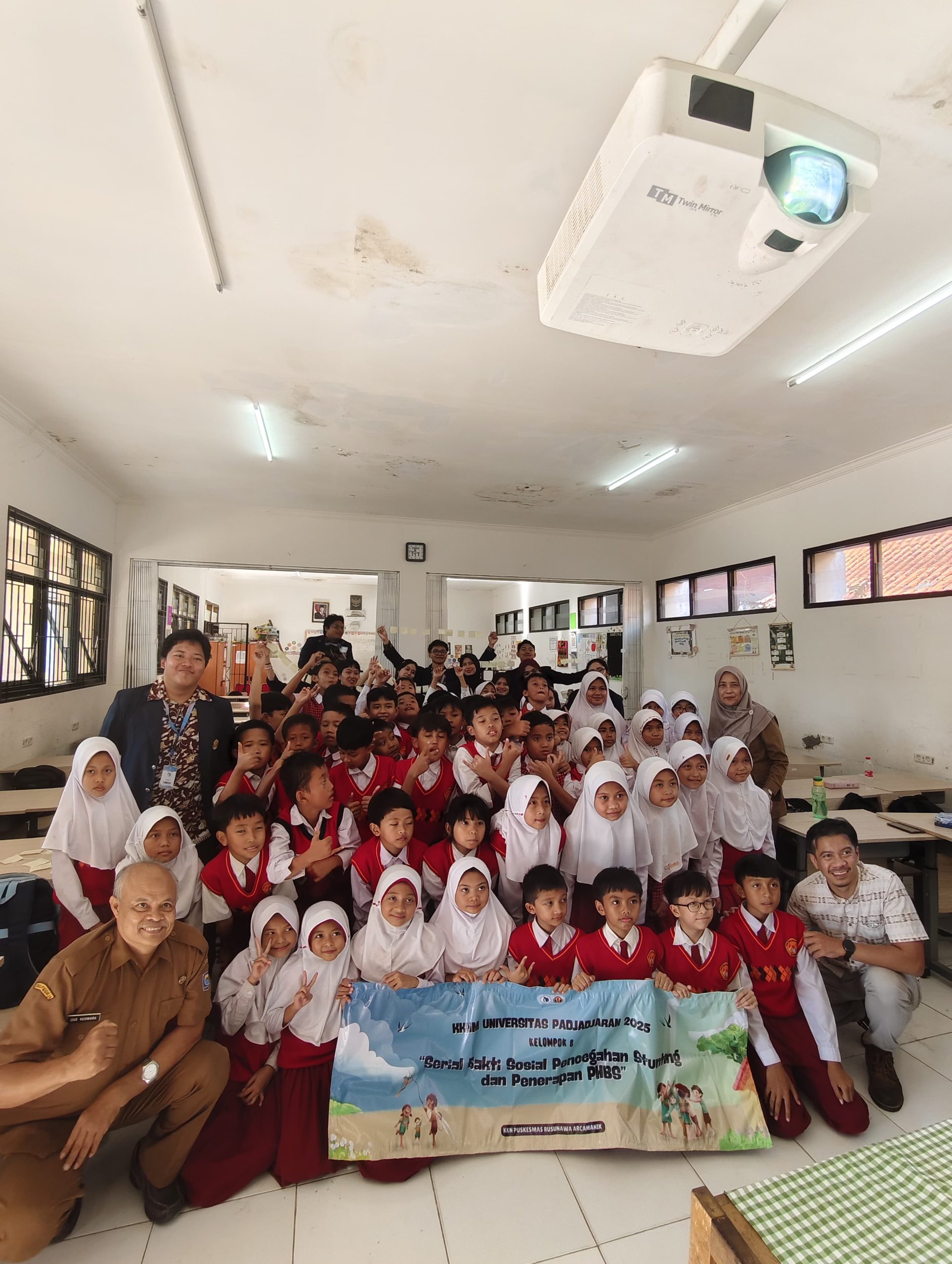 You are currently viewing SDN 198 Mekarjaya Selenggarakan “Sosialisasi Gigi dan Perilaku Hidup Sehat” Bersama Universitas Padjajaran dan Puskesmas Rusun Ciskul