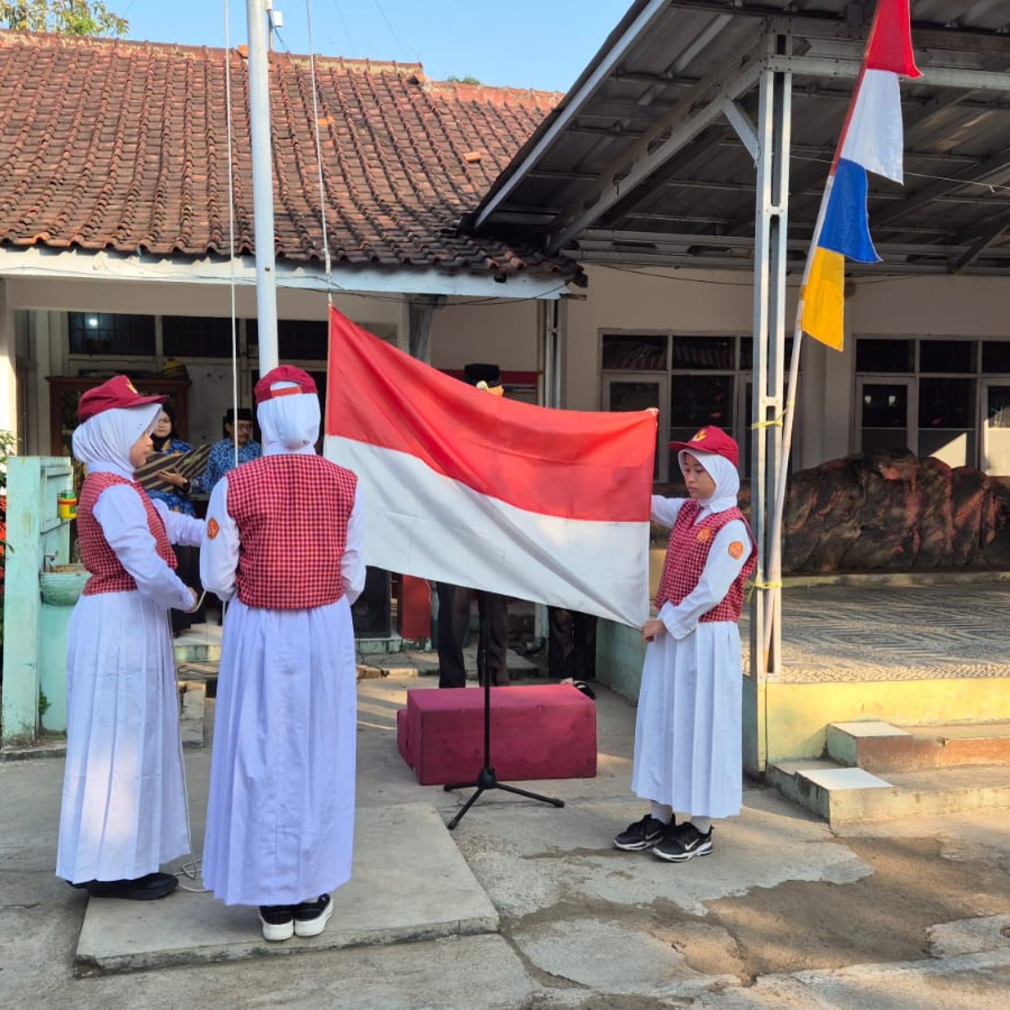Semangat Merah Putih, SDN 198 Mekarjaya Gelar Upacara Peringatan HUT RI ke-80