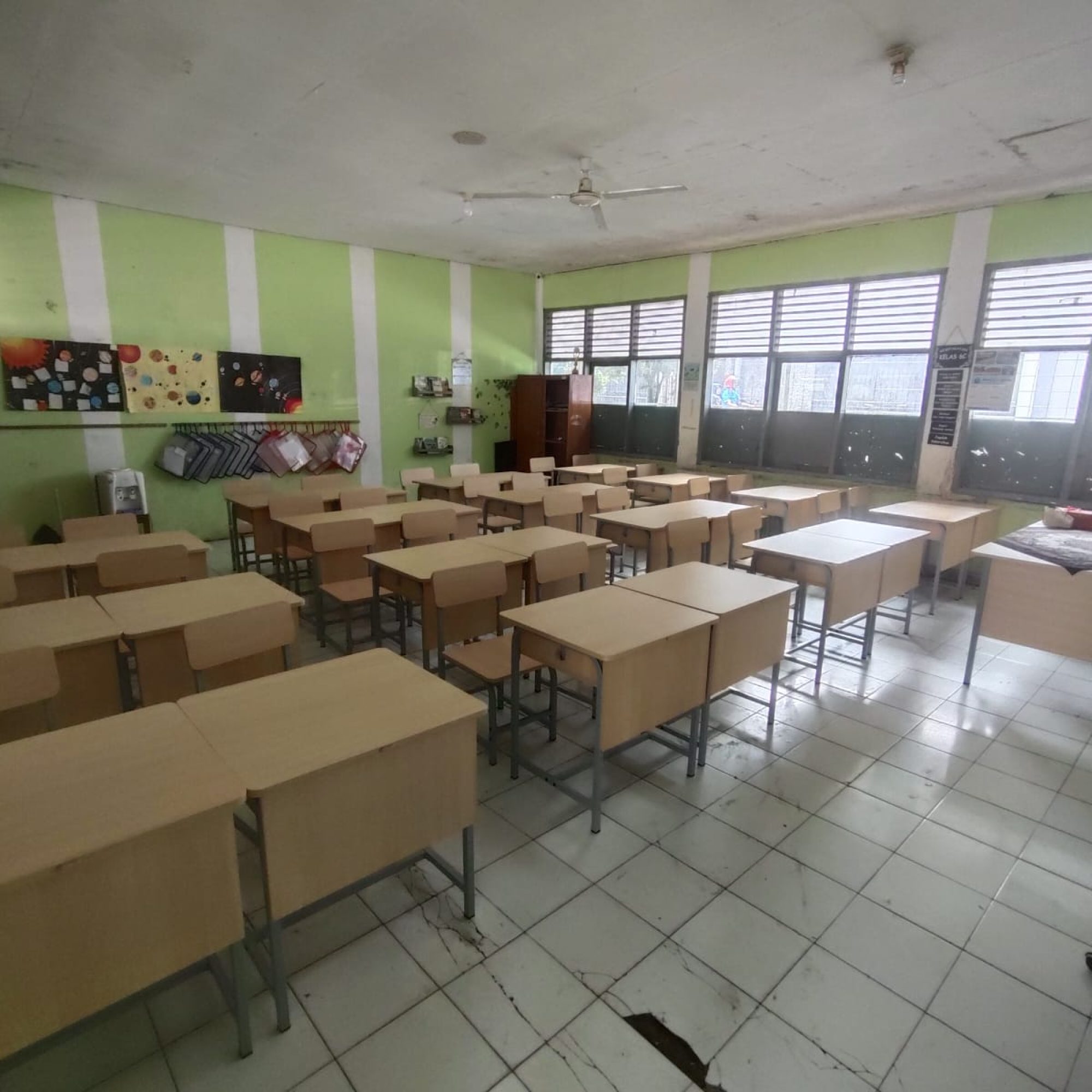 SDN 198 Mekarjaya Terima Bantuan Mebeler Baru untuk Tingkatkan Fasilitas Belajar