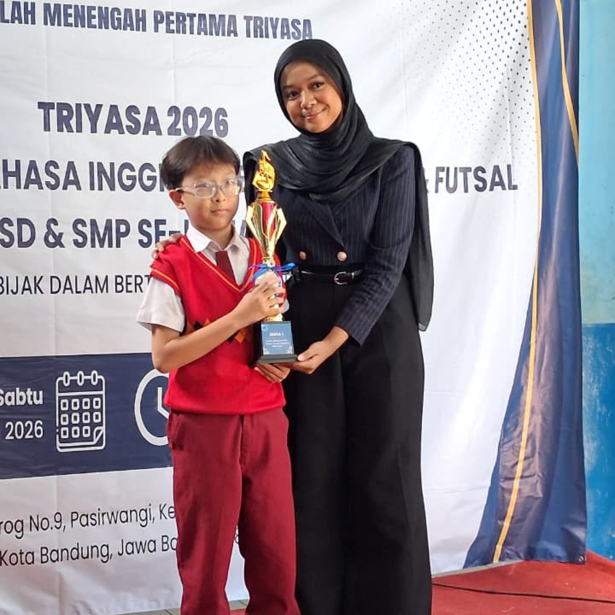Islam Arzakeel Raih Juara 1 Menyanyi Solo di Triyasa Competition 2026